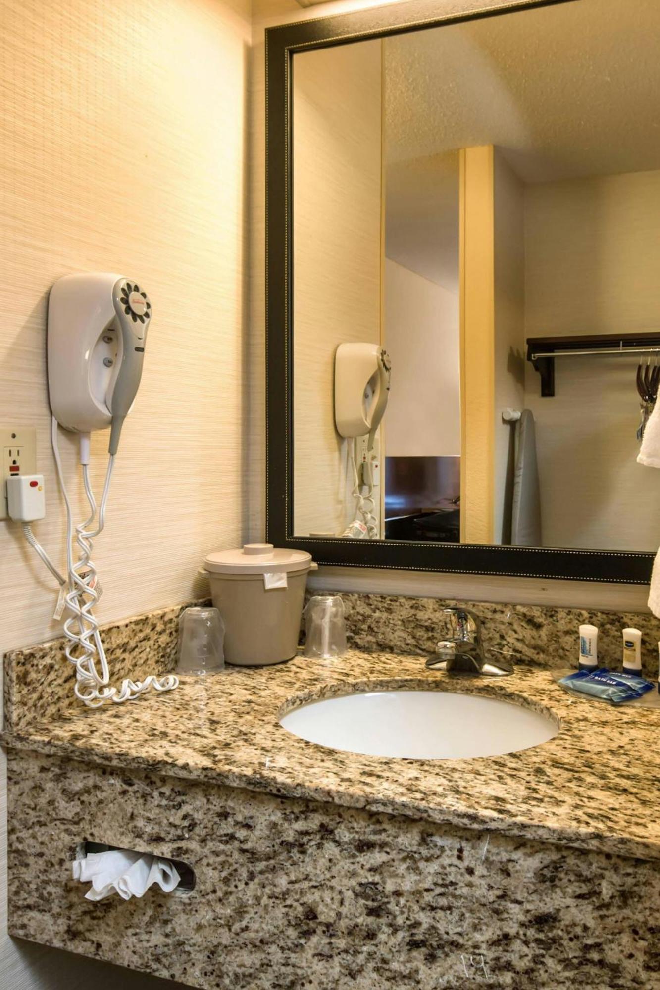 Fairfield Inn & Suites Jacksonville Airport Bagian luar foto