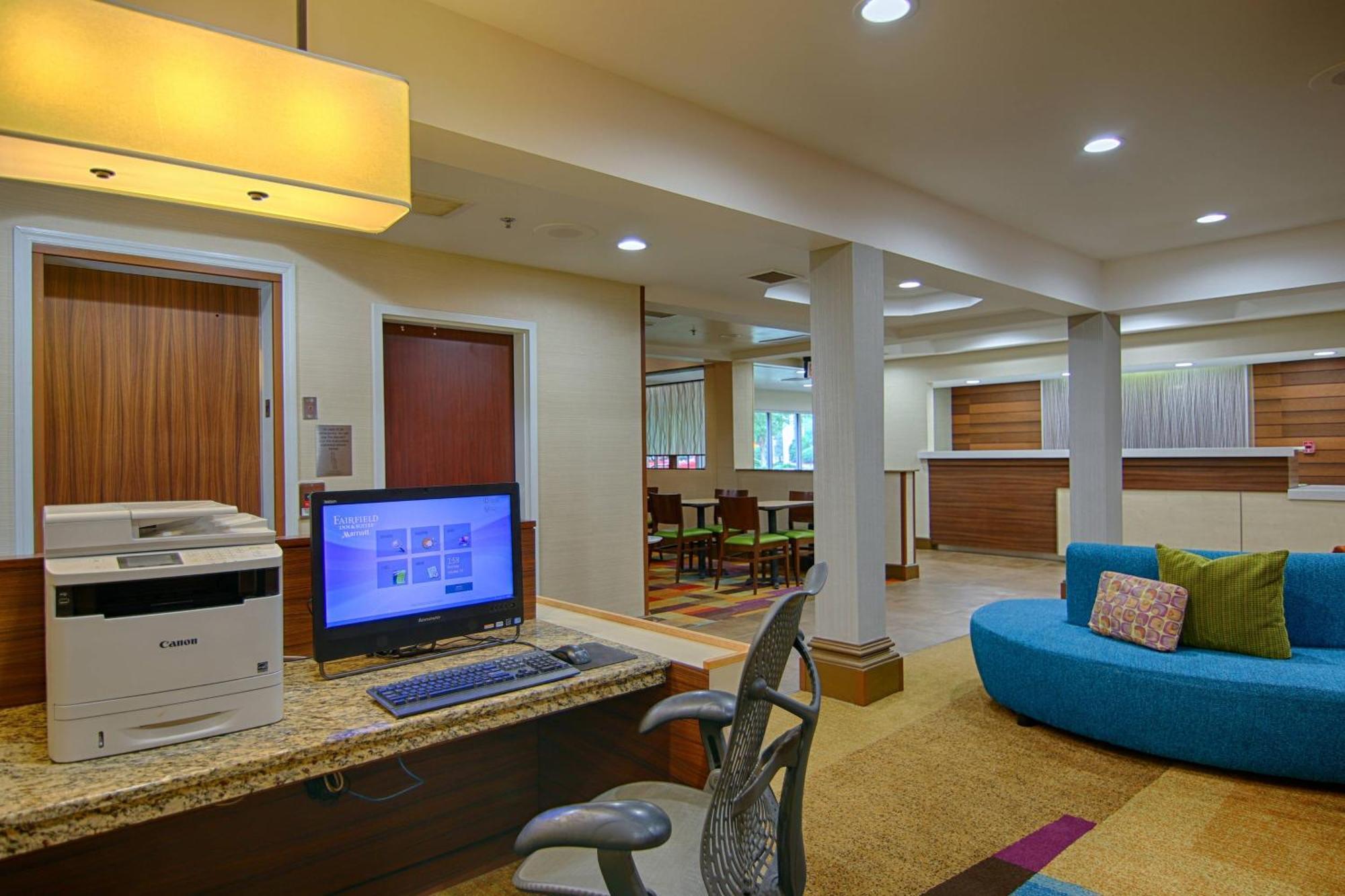 Fairfield Inn & Suites Jacksonville Airport Bagian luar foto