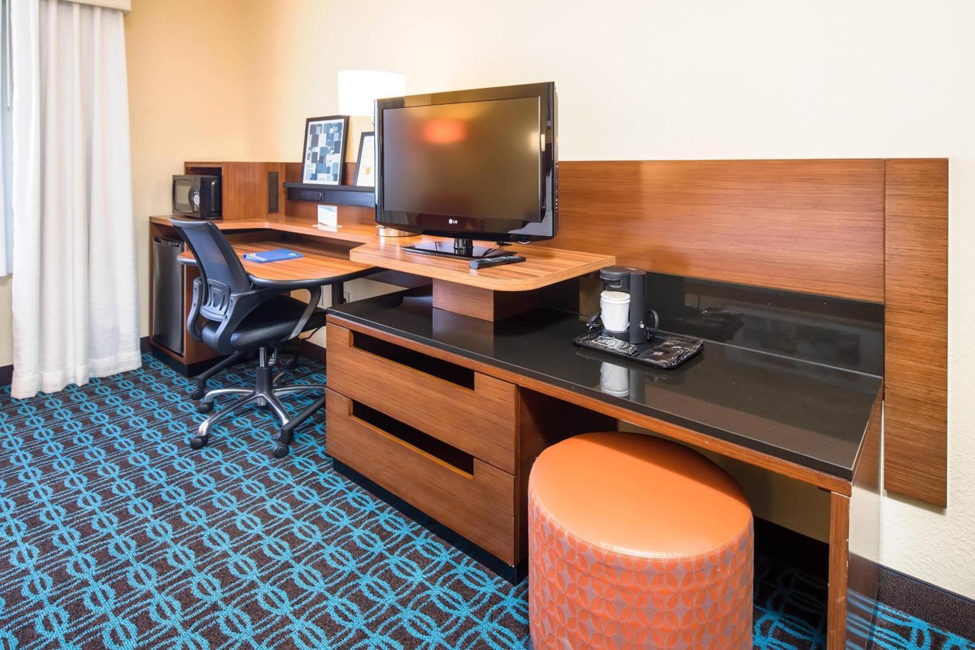 Fairfield Inn & Suites Jacksonville Airport Bagian luar foto