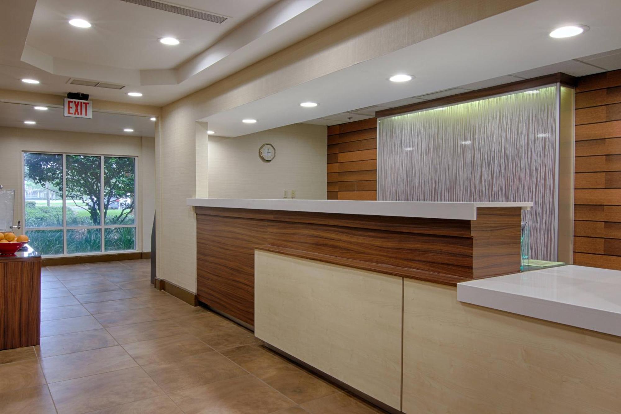 Fairfield Inn & Suites Jacksonville Airport Bagian luar foto